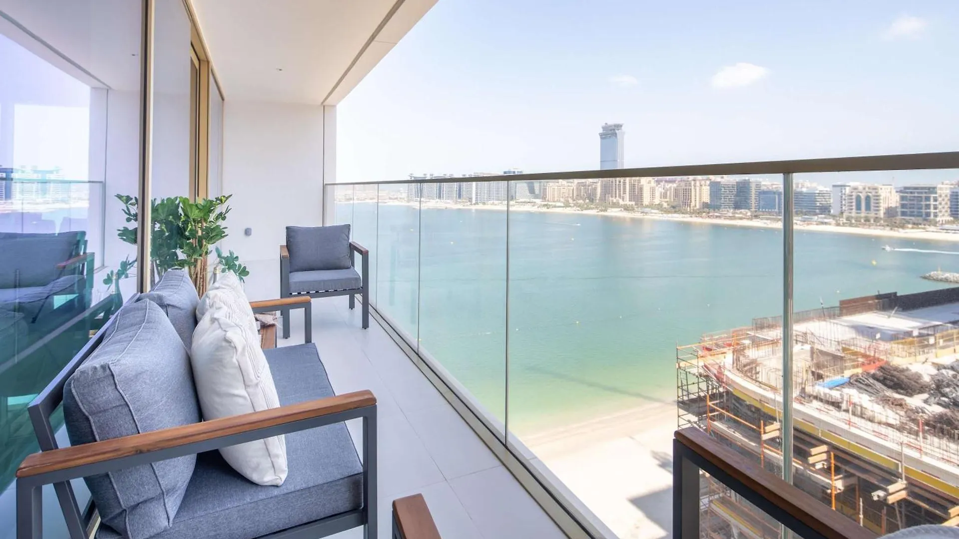 Apartment Frank Porter - Grand Bleu Dubai