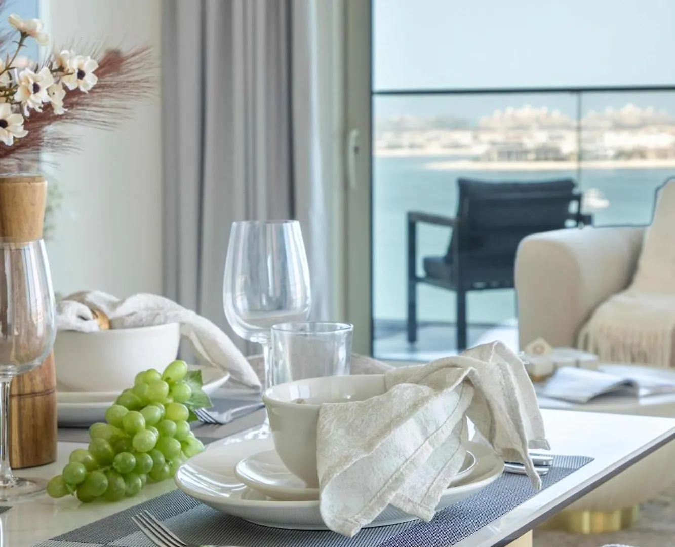 Frank Porter - Grand Bleu Dubai United Arab Emirates