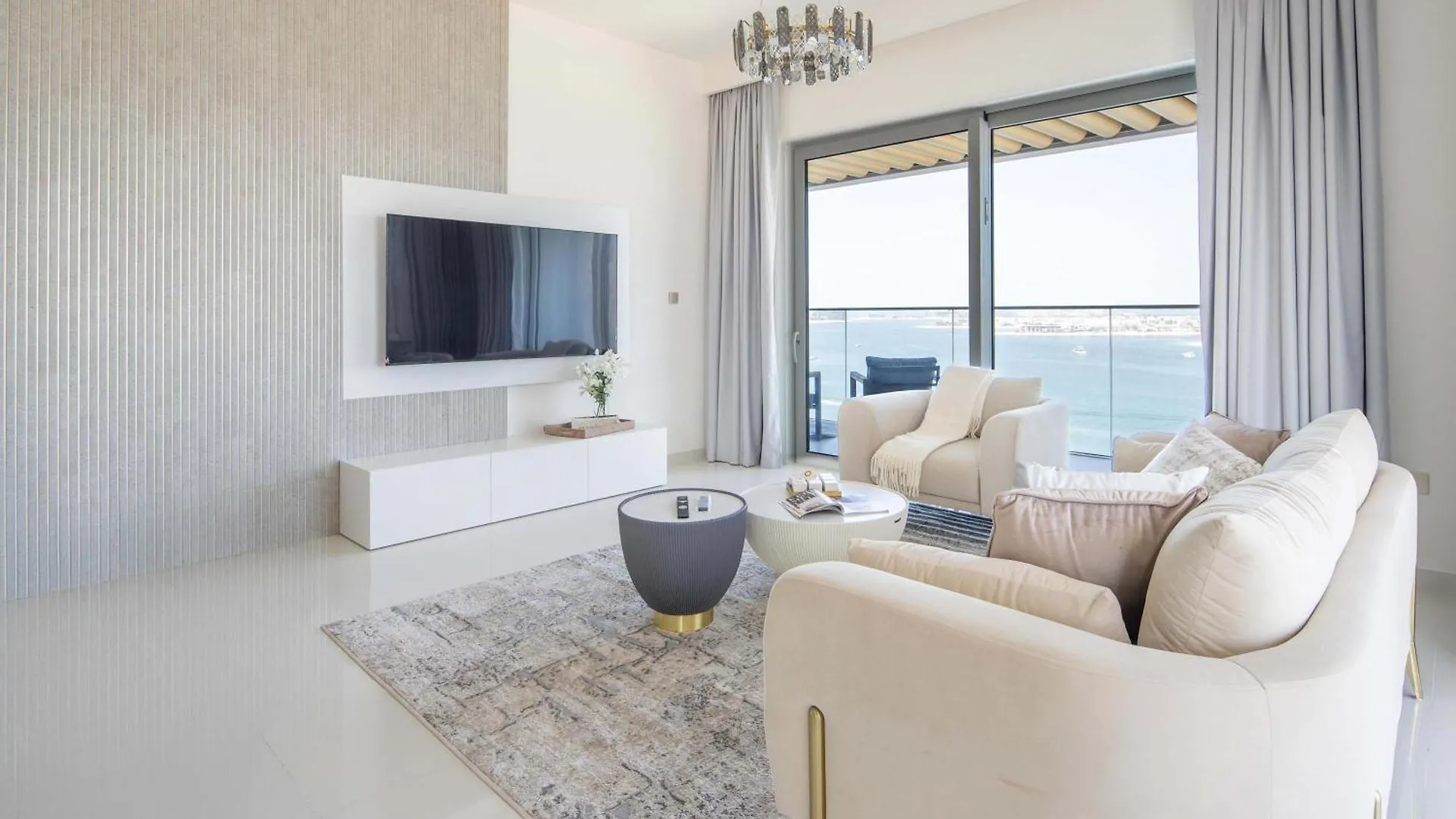Frank Porter - Grand Bleu Dubai 0*,  United Arab Emirates